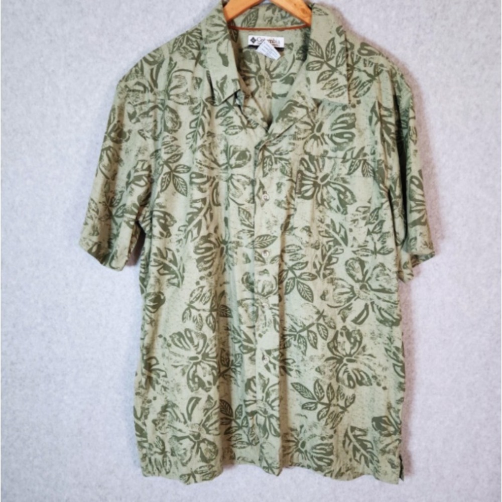 Columbia Leaves Print Button Down Shirt Men's Large Green Short Sleeve Floral